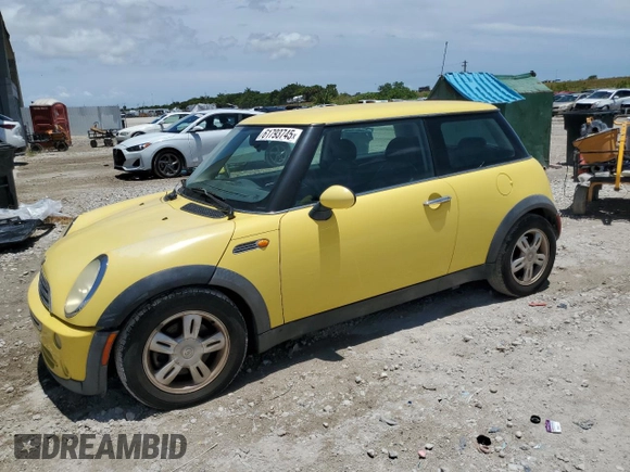 2006 MINI Hardtop with VIN WMWRC33556TJ75369, listed as a Copart auction lot 61793745 with 60,194 mi miles and Clean title. Bid and sale history available at DreamBid. Image 1.