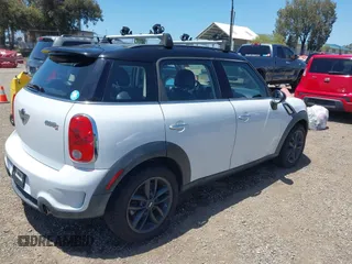 2014 MINI Countryman S z VIN WMWZC3C56EWP52407, wystawiony jako IAAI lot #42255716 z przebiegiem 74 943 mil mil oraz . Historia ofert i sprzedaży dostępna na DreamBid. Obrazek 4.