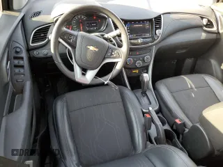 2020 Chevrolet Trax LT with VIN 3GNCJLSB4LL301220, listed as a Copart auction lot 53559365 with 45,793 mi miles and Salvage title. Bid and sale history available at DreamBid. Image 8.