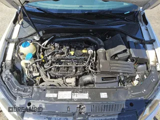 2014 Volkswagen Passat S z VIN 1VWAT7A3XEC092377, wystawiony jako Copart lot #50819465 z przebiegiem 133 119 mil mil oraz Czysty tytuł • Clean title. Historia ofert i sprzedaży dostępna na DreamBid. Obrazek 11.