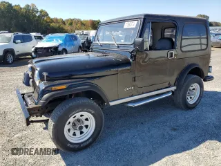 1985 Jeep CJ with VIN 1JCCM87E2FT135665, listed as a Copart auction lot 77665374 with 181,500 mi miles and Clean Title. Bid and sale history available at carsss.com. Image 1.