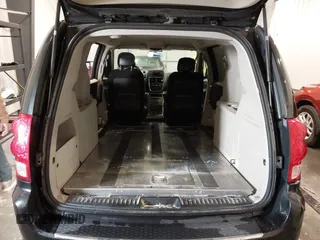2014 Ram Cargo Van with VIN 2C4RRGAG3ER327586, listed as a IAAI auction lot 41478683 with 146,178 mi miles. Bid and sale history available at carsss.com. Image 12.