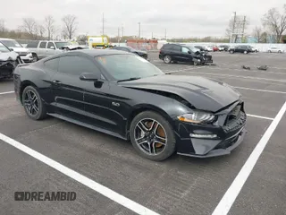 2018 Ford Mustang GT with VIN 1FA6P8CF1J5178997, listed as a IAAI auction lot 41794280 with 88,282 mi miles. Bid and sale history available at carsss.com. Image 1.