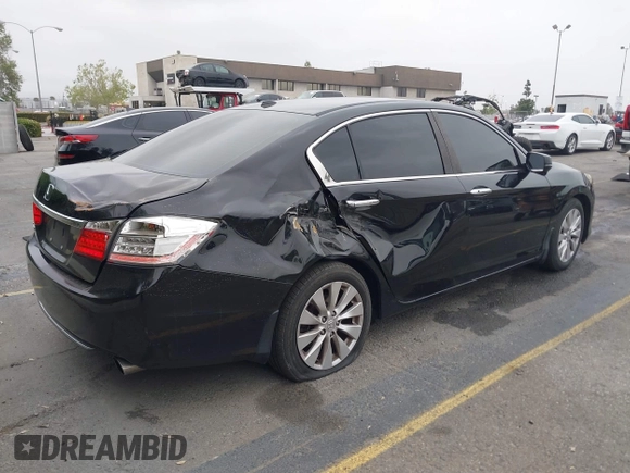 2014 Honda Accord EX-L with VIN 1HGCR2F81EA208824, listed as a IAAI auction lot 42040076 with 177,706 mi miles and . Bid and sale history available at carsss.com. Image 4.