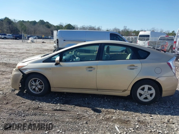 2011 Toyota Prius I with VIN JTDKN3DU2B1384305, listed as a IAAI auction lot 41502975 with 142,039 mi miles. Bid and sale history available at carsss.com. Image 14.