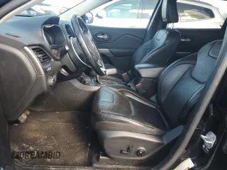 2021 Jeep Cherokee Latitude Lux with VIN 1C4PJMMX8MD104714, listed as a Copart auction lot 52734925 with 62,035 mi miles and Salvage title. Bid and sale history available at DreamBid. Image 7.