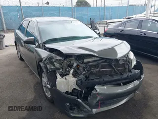2012 Toyota Camry XLE z VIN 4T1BD1FKXCU039182, wystawiony jako IAAI lot #42183201 z przebiegiem 187 013 mil mil oraz . Historia ofert i sprzedaży dostępna na DreamBid. Obrazek 1.