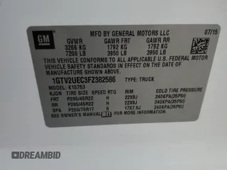 2015 GMC Sierra 1500 SLE z VIN 1GTV2UEC3FZ382586, wystawiony jako Copart lot #57219275 z przebiegiem 155 618 mil mil oraz Czysty tytuł • Clean title. Historia ofert i sprzedaży dostępna na DreamBid. Obrazek 12.