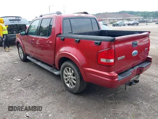 2007 Ford Explorer Sport Trac Limited z VIN 1FMEU538X7UA64618, wystawiony jako IAAI lot #42821056 z przebiegiem 165 142 mil mil oraz . Historia ofert i sprzedaży dostępna na DreamBid. Obrazek 3.