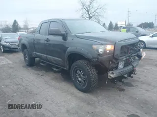 2009 Toyota Tundra 4WD Truck with VIN 5TFBW54119X091419, listed as a IAAI auction lot 41031994 with 214,922 mi miles. Bid and sale history available at carsss.com. Image 1.
