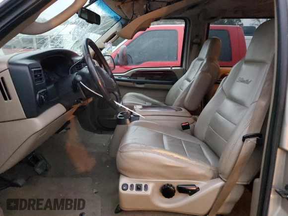 2005 Ford Excursion Limited z VIN 1FMNU43S05ED46778, wystawiony jako Copart lot #79294304 z przebiegiem 178 533 mil mil oraz Szkoda całkowita • Salvage title. Historia ofert i sprzedaży dostępna na DreamBid. Obrazek 7.