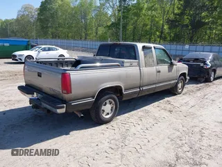 1998 Chevrolet Silverado 1500 with VIN 2GCEC19R7W1191255, listed as a IAAI auction lot 41993017 with 175,742 mi miles and . Bid and sale history available at DreamBid. Image 4.