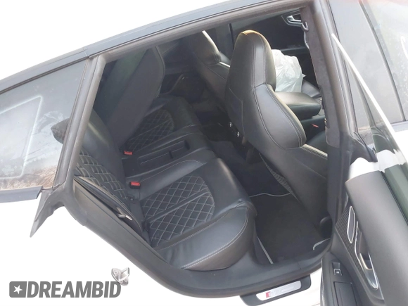 2014 Audi S7 Prestige with VIN WAUW2AFC1EN039425, listed as a IAAI auction lot 41803621 with 73,819 mi miles. Bid and sale history available at carsss.com. Image 8.