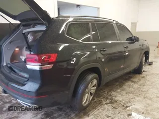 2022 Volkswagen Atlas 3.6L V6 SE w/Technology with VIN 1V2HR2CA3NC545414, listed as a IAAI auction lot 41088885 with 44,658 mi miles. Bid and sale history available at carsss.com. Image 4.