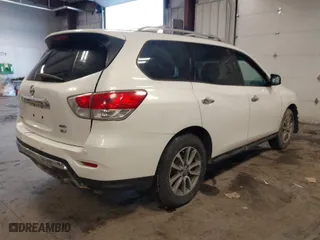 2014 Nissan Pathfinder Platinum with VIN 5N1AR2MM7EC600891, listed as a IAAI auction lot 41550566 with 204,008 mi miles. Bid and sale history available at carsss.com. Image 4.