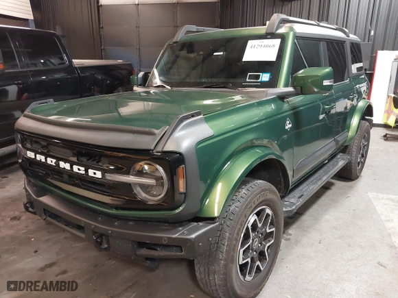 2022 Ford Bronco with VIN 1FMEE5DP5NLB39750, listed as a IAAI auction lot 41294068 with 16,939 mi miles. Bid and sale history available at carsss.com. Image 19.
