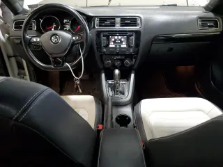 2015 Volkswagen Jetta SE with VIN 3VWD17AJ3FM224154, listed as a Copart auction lot 62846585 with 118,128 mi miles and Salvage title. Bid and sale history available at DreamBid. Image 8.