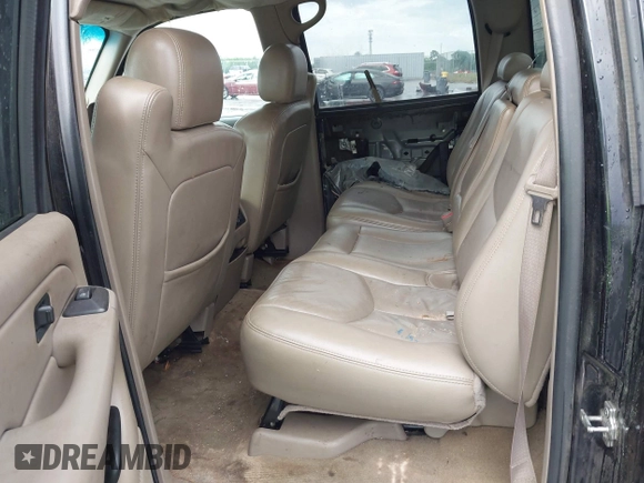 2006 GMC Sierra 1500 SLT with VIN 2GTEK13T561232618, listed as a IAAI auction lot 42086899 with 310,473 mi miles and . Bid and sale history available at carsss.com. Image 8.