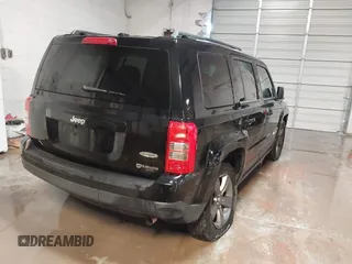 2014 Jeep Patriot High Altitude with VIN 1C4NJPFAXED679271, listed as a IAAI auction lot 41290600 with 157,256 mi miles and . Bid and sale history available at carsss.com. Image 4.