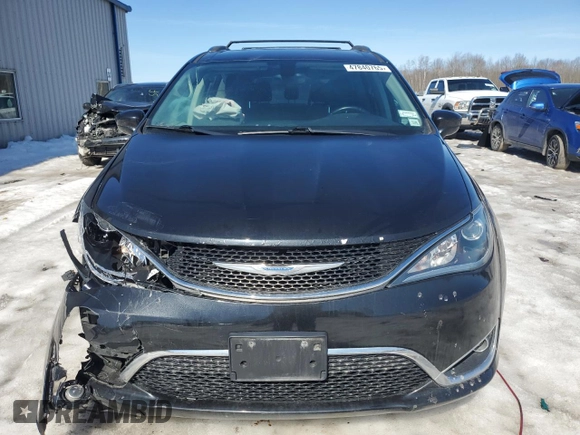 2018 Chrysler Pacifica Touring L with VIN 2C4RC1BG2JR306705, listed as a Copart auction lot 47840765 with 65,340 mi miles and Salvage Title. Bid and sale history available at DreamBid. Image 5.