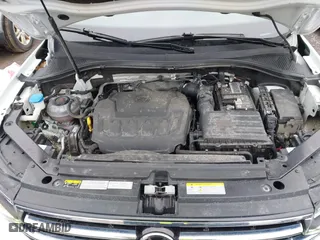 2022 Volkswagen Tiguan SE with VIN 3VV2B7AX8NM068186, listed as a IAAI auction lot 41704979 with 48,424 mi miles. Bid and sale history available at carsss.com. Image 10.