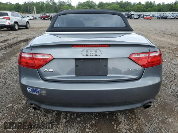 2012 Audi A5 Premium z VIN WAUAFAFH3CN006899, wystawiony jako Copart lot #58744335 z przebiegiem Nie podano mil oraz Szkoda całkowita • Salvage title. Historia ofert i sprzedaży dostępna na DreamBid. Obrazek 6.