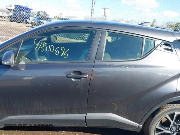 2019 Toyota C-HR XLE with VIN JTNKHMBX4K1048614, listed as a IAAI auction lot 41800696 with 78,191 mi miles. Bid and sale history available at carsss.com. Image 14.