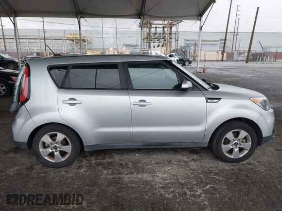 2018 Kia Soul with VIN KNDJN2A28J7583041, listed as a IAAI auction lot 41566304 with 116,651 mi miles. Bid and sale history available at carsss.com. Image 13.