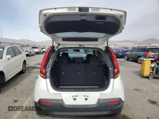 2022 Kia Soul LX with VIN KNDJ23AU2N7834660, listed as a Copart auction lot 42540655 with 13,057 mi miles and Salvage Title. Bid and sale history available at carsss.com. Image 6.