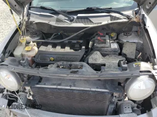 2017 Jeep Patriot Latitude with VIN 1C4NJPFB2HD102814, listed as a Copart auction lot 48924295 with 166,106 mi miles and Salvage Title. Bid and sale history available at DreamBid. Image 14.