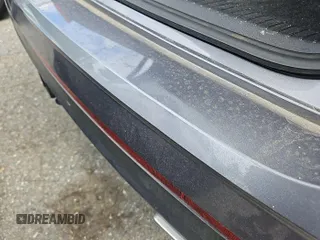 2024 Volkswagen Atlas SE z VIN 1V2HR2CAXRC564175, wystawiony jako IAAI lot #42785455 z przebiegiem 14 479 mil mil oraz . Historia ofert i sprzedaży dostępna na DreamBid. Obrazek 23.