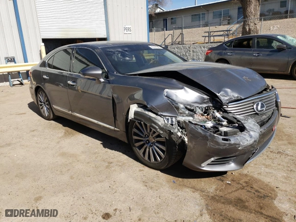 2013 Lexus LS 460 with VIN JTHBL1EF4D5120930, listed as a Copart auction lot 45141945 with 121,521 mi miles and Salvage Title. Bid and sale history available at carsss.com. Image 4.