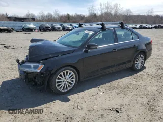 2014 Volkswagen Jetta SEL z VIN 3VWL17AJ4EM388376, wystawiony jako Copart lot #50805605 z przebiegiem 130 197 mil mil oraz Czysty tytuł • Clean title. Historia ofert i sprzedaży dostępna na DreamBid. Obrazek 1.