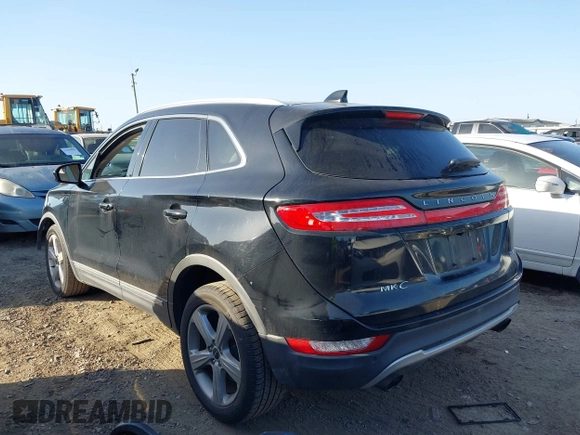 2017 Lincoln MKC Premiere z VIN 5LMCJ1C96HUL33651, wystawiony jako IAAI lot #41999911 z przebiegiem 114 723 mil mil oraz . Historia ofert i sprzedaży dostępna na DreamBid. Obrazek 14.