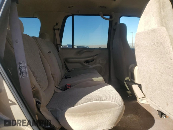 2000 Ford Expedition XLT with VIN 1FMRU15LXYLB33052, listed as a Copart auction lot 43271215 with 199,675 mi miles and Salvage Title. Bid and sale history available at carsss.com. Image 11.