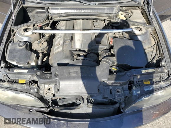2006 BMW 3 Series 325Ci with VIN WBABD33406PM51200, listed as a Copart auction lot 71806144 with 121,350 mi miles and Salvage Title. Bid and sale history available at carsss.com. Image 13.