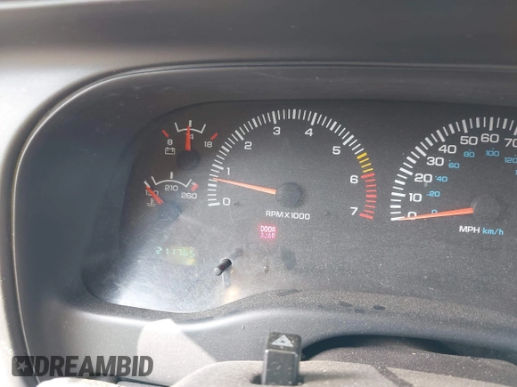 2000 Dodge Durango with VIN 1B4HS28N0YF284972, listed as a IAAI auction lot 42562667 with 211,765 mi miles and . Bid and sale history available at DreamBid. Image 7.