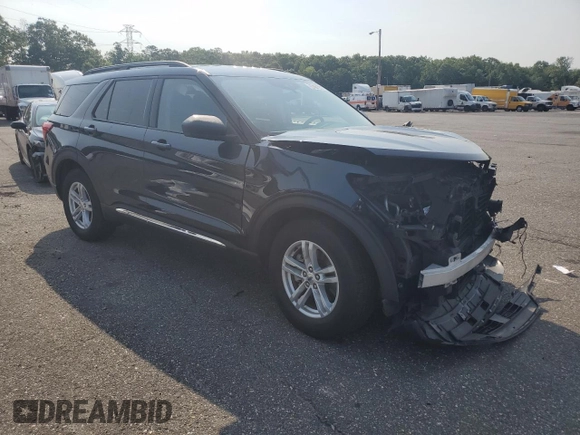 2023 Ford Explorer XLT z VIN 1FMSK8DHXPGA17886, wystawiony jako Copart lot #59276655 z przebiegiem 93 187 mil mil oraz Szkoda całkowita • Salvage title. Historia ofert i sprzedaży dostępna na DreamBid. Obrazek 4.