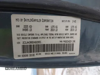 2005 Chrysler 300 with VIN 2C3JA43R85H662855, listed as a IAAI auction lot 41061588 with 1 mi miles. Bid and sale history available at carsss.com. Image 9.
