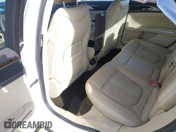 2013 Lincoln MKZ with VIN 3LN6L2J95DR803074, listed as a IAAI auction lot 41331345 with 151,433 mi miles. Bid and sale history available at carsss.com. Image 8.