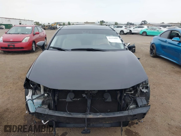 2016 Lexus ES 300h z VIN JTHBW1GG0G2108888, wystawiony jako IAAI lot #42359607 z przebiegiem 119 473 mil mil oraz . Historia ofert i sprzedaży dostępna na DreamBid. Obrazek 13.