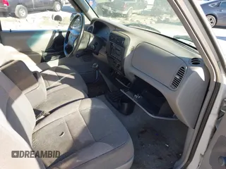 1996 Mazda B-Series 2WD Truck SE with VIN 4F4CR16U5TTM04778, listed as a IAAI auction lot 41745747 with 138,351 mi miles. Bid and sale history available at carsss.com. Image 5.