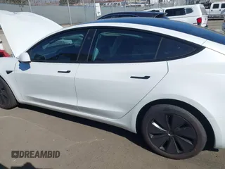 2024 Tesla Model 3 with VIN 5YJ3E1EA7RF812528, listed as a IAAI auction lot 40648421 with 3,231 mi miles. Bid and sale history available at carsss.com. Image 14.