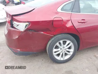 2018 Chevrolet Malibu LT z VIN 1G1ZD5ST3JF138526, wystawiony jako IAAI lot #41461263 z przebiegiem 121 113 mil mil oraz . Historia ofert i sprzedaży dostępna na DreamBid. Obrazek 6.