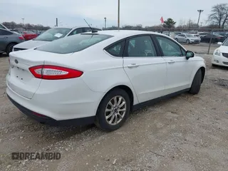 2015 Ford Fusion S with VIN 3FA6P0G71FR242707, listed as a IAAI auction lot 41955101 with 235,544 mi miles. Bid and sale history available at carsss.com. Image 4.