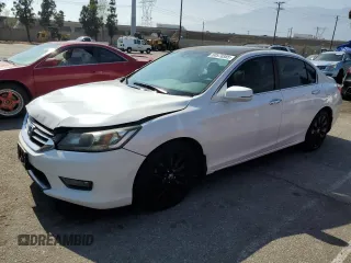 2015 Honda Accord EX-L с VIN 1HGCR2F85FA131456, выставлен на аукционе Copart как лот 60570385 с пробегом 142 236 миль миль и Списание • Salvage title. История ставок и продаж доступна на DreamBid. Изображение 1.