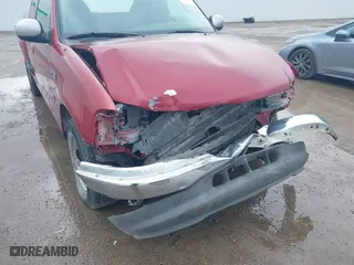 2000 Ford F-150 Work Series with VIN 1FTRX07W2YKA56826, listed as a IAAI auction lot 41527865 with 1 mi miles. Bid and sale history available at carsss.com. Image 6.