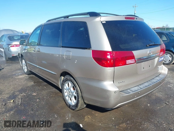 2005 Toyota Sienna XLE with VIN 5TDZA22C95S365448, listed as a IAAI auction lot 41552969 with 214,462 mi miles and . Bid and sale history available at DreamBid. Image 3.