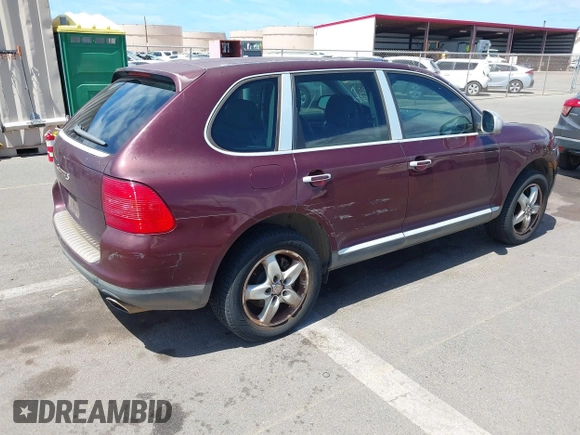 2004 Porsche Cayenne S z VIN WP1AB29P84LA71296, wystawiony jako IAAI lot #42541502 z przebiegiem 147 654 mil mil oraz . Historia ofert i sprzedaży dostępna na DreamBid. Obrazek 4.