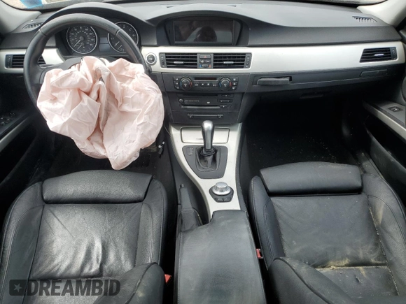 2006 BMW 3 Series 330i с VIN WBAVB33586PS15096, выставлен на аукционе Copart как лот 56873975 с пробегом 123 434 миль миль и Списание • Salvage title. История ставок и продаж доступна на DreamBid. Изображение 8.